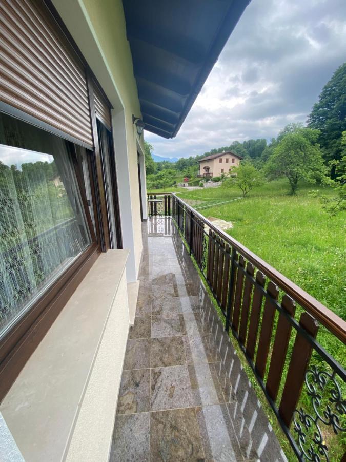 Apartment Konavec Кобарід Екстер'єр фото
