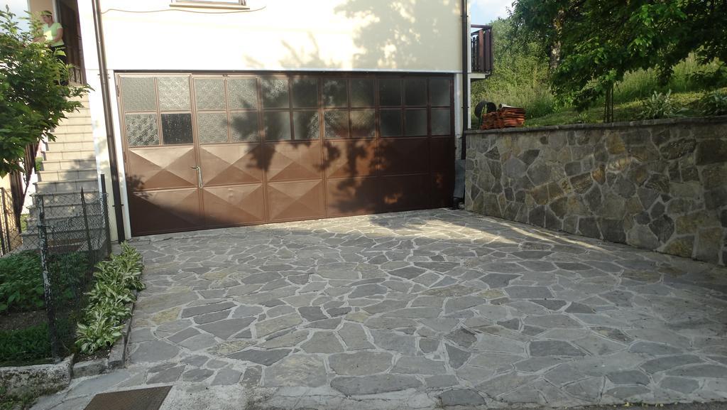 Apartment Konavec Кобарід Екстер'єр фото